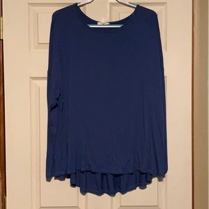 Easel Long Sleeve Top